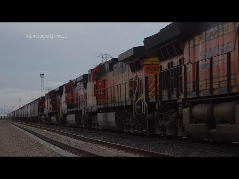 Mexico's largest railroad suspends freight service after upsurge in migrants hopping rides to US bor