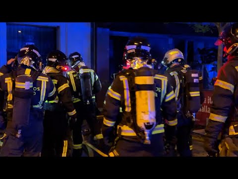 Dos fallecidos y 10 heridos en un incendio en un restaurante en Manuel Becerra