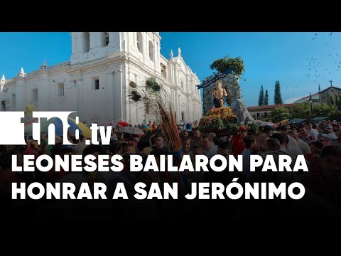 «Al ritmo de tambores» Leoneses bailaron para honrar a San Jerónimo