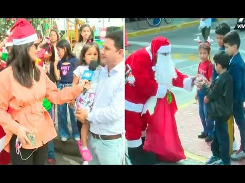 Callao: Alcalde y Papá Noel entregan juguetes a niños por Navidad
