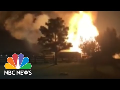 WATCH: Gas Pipeline Explosion Sparks Huge Fire In Oklahoma | NBC News NOW