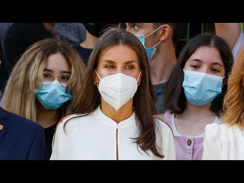 El look infalible de Doña Letizia e ideal para inaugurar el curso escolar