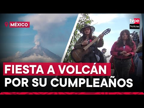 Festejan cumpleaños de Don Goyo, el volcán Popocatépetl de México