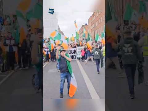 Dublín sale a la calle en protesta contra la inmigración masiva