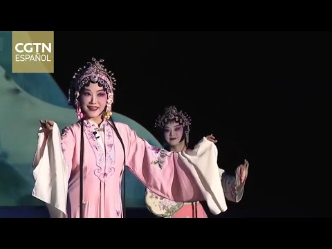 Diversos géneros de la ópera china brillan en la ciudad de Fuzhou