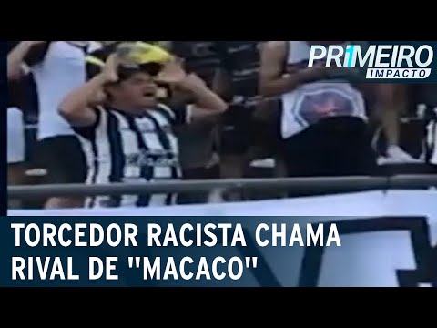 Torcedor é flagrado fazendo gestos e falas racistas durante jogo | Primeiro Impacto (17/05/2022)