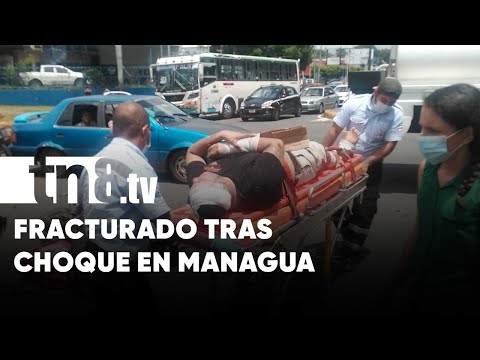 Le arruinan el día a motorizado al ser colisionado en Managua - Nicaragua