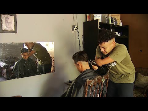 El Sueño cumplido de Miguel, el peluquero sin manos