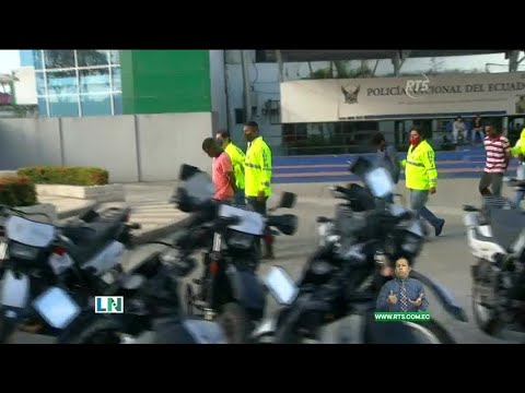 Detienen a falsos policías en Guayaquil