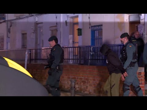 Finaliza el registro policial al domicilio del detenido por el homicidio triple de Morata