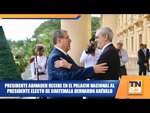 Presidente Abinader recibe en el Palacio Nacional al presidente electo de Guatemala Bernardo Arévalo