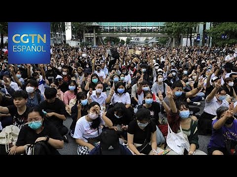 Los manifestantes toman las calles de Bangkok, Tailandia