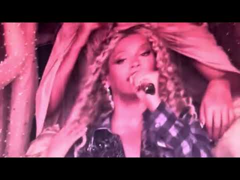 Beyoncé concert performing protector performance on stage live