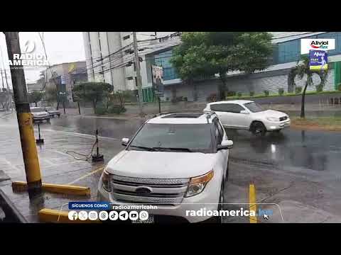 Fuerte lluvia en la capital de Honduras