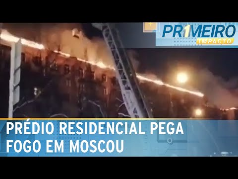Centenas de pessoas saem de prédio residencial após fogo na Rússia | Primeiro Impacto (09/02/24)