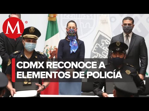 Sheinbaum entrega reconocimientos a polici?as de CdMx