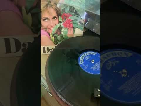 Dalida- C’est irréparable [E ireparabil] (1967)