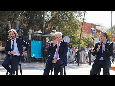 El presidente inauguró mejoras de la Av. República Argentina y da inicio a 25 obras públicas