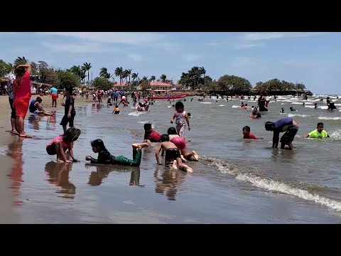 Playas de Rivas sofocan el calor de los turistas