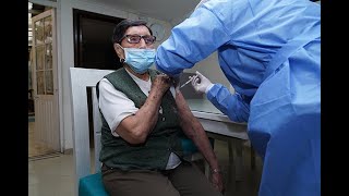 Vacunación de mayores de 80 años en Bogotá será un proceso más lento