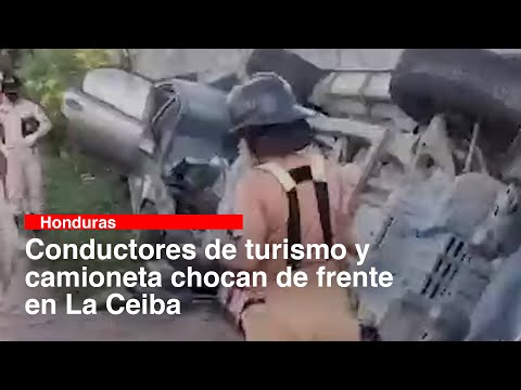 Conductores de turismo y camioneta chocan de frente en La Ceiba