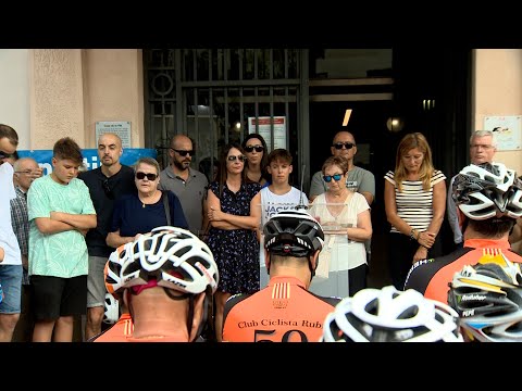 Unos 1.000 ciclistas se concentran en Rubí para exigir más seguridad en las carreteras