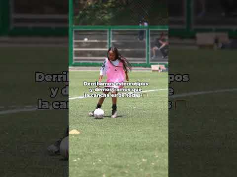 Las mujeres son protagonistas de la fiesta del fútbol en nuestra ciudad. ?? Medellín es Mundial