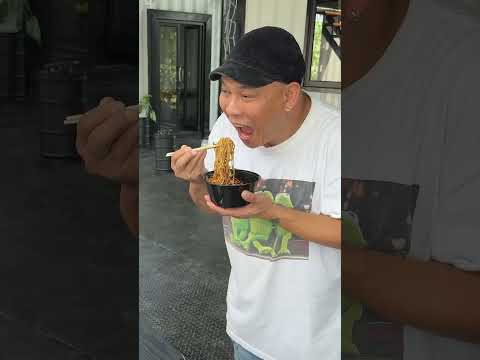 กินหมดเอาไปเลย100บาทนักกล้ามห