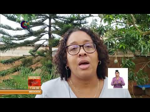Pastora Izett Zama levanta la voz de Cuba en Cumbre de los Pueblos