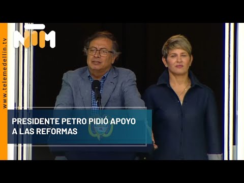 Presidente Petro pidió apoyo a las reformas desde el balcón de la Casa de Nariño - Telemedellín