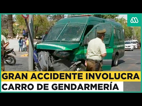 Grave accidente: Carro de gendarmería pierde el control y dejó a 4 gendarmes lesionados
