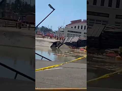 Reportan socavón en la Terminal Don Diego, ubicada en la avenida Francisco Alberto Caamaño Deñó.