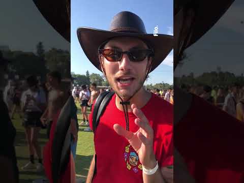 VILLANO ANTILLANO reacciona al AMOR  de sus FANS en el LOLLAPALOOZA ARGENTINA | #Shorts