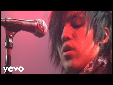 Fall Out Boy - This Ain't A Scene, It's An Arms Race (Live From UCF Arena)