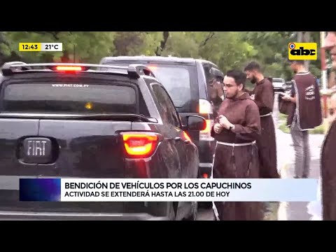 Bendición de vehículos por los Capuchinos