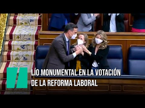 Lío monumental en la votación de la reforma laboral