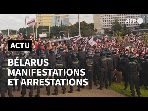 Bélarus: des dizaines de milliers de manifestants réunis à Minsk, 250 arrestations | AFP Images