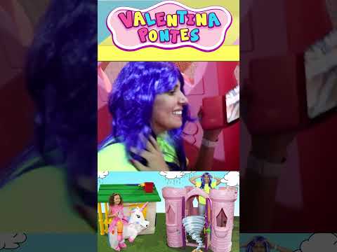 Valentina finge brincar Brincar de vizinhas com casas de brinquedos #criança #infantil 1112