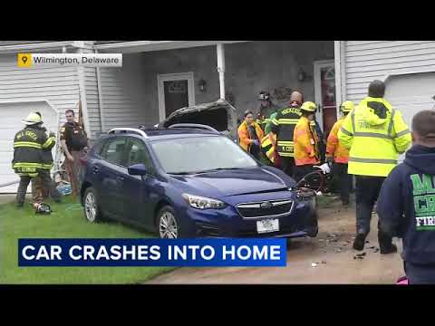 Woman allegedly loses control of car, strikes home in Delaware