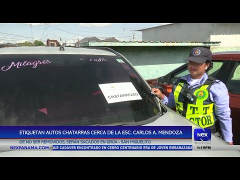 Etiquetan autos chatarras cerca de la Escuela Carlos A. Mendoza