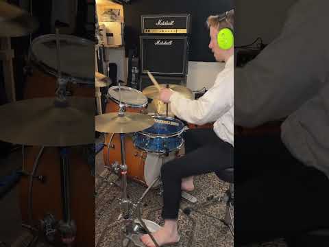 Djo - Flash Mountain - Drum cover ("Shorts" version)