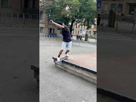 fun one 😎 #p448 #jartskateboards #fypviral #fypシ゚viral #fyp #360flip #skateboarding #skate #fun