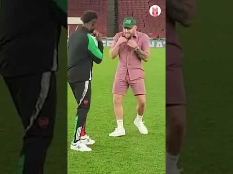 McGregor 'amenaza' a Saka con una sumisión y acaban de risas en el Emirates I MARCA