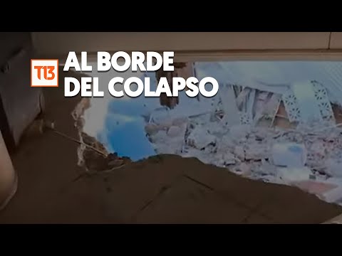 Tres casas al borde del colapso por derrumbe en Valparaíso