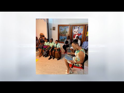 Feel Good Moment - Minister Ayanna Webster-Roy Reads To Children