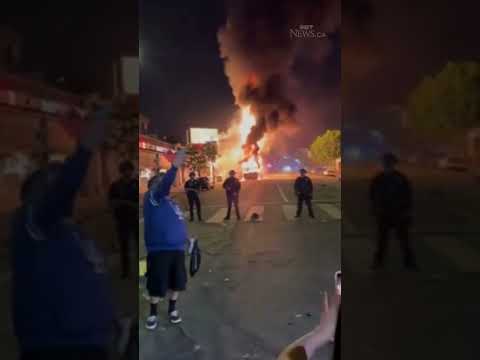 Dodgers fans set bus on fire after World Series win