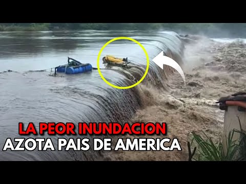 Graves Inundaciones dejan La Ciudad De Asunción Bajo el Agua, Las Personas Y Autos Son Arrastrados