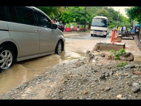 THE GLEANER MINUTE: Flooded roads and landslides ... New curfew measures ... Flemmings suspended