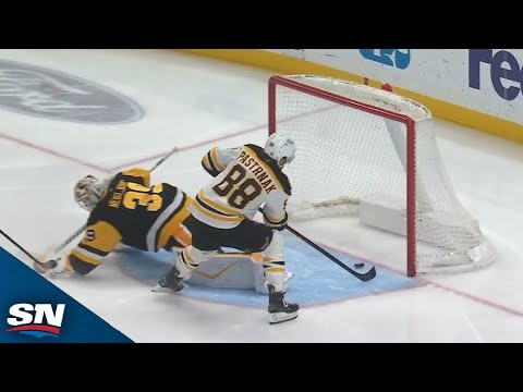 Bruins David Pastrnak Hits Nedeljkovic With A Dirty Deke To Extend Point Streak