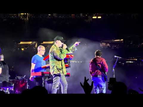 My Chemical Romance - Heaven Help Us (2025-08-15, Citizens Bank Park, Philadelphia, PA) [4K HDR]